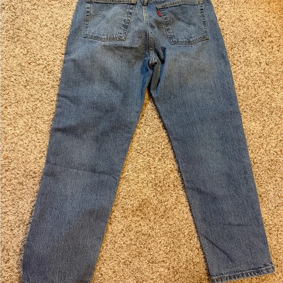 Levi's 501 Cropped Straight Jeans - Picture 4 of 4